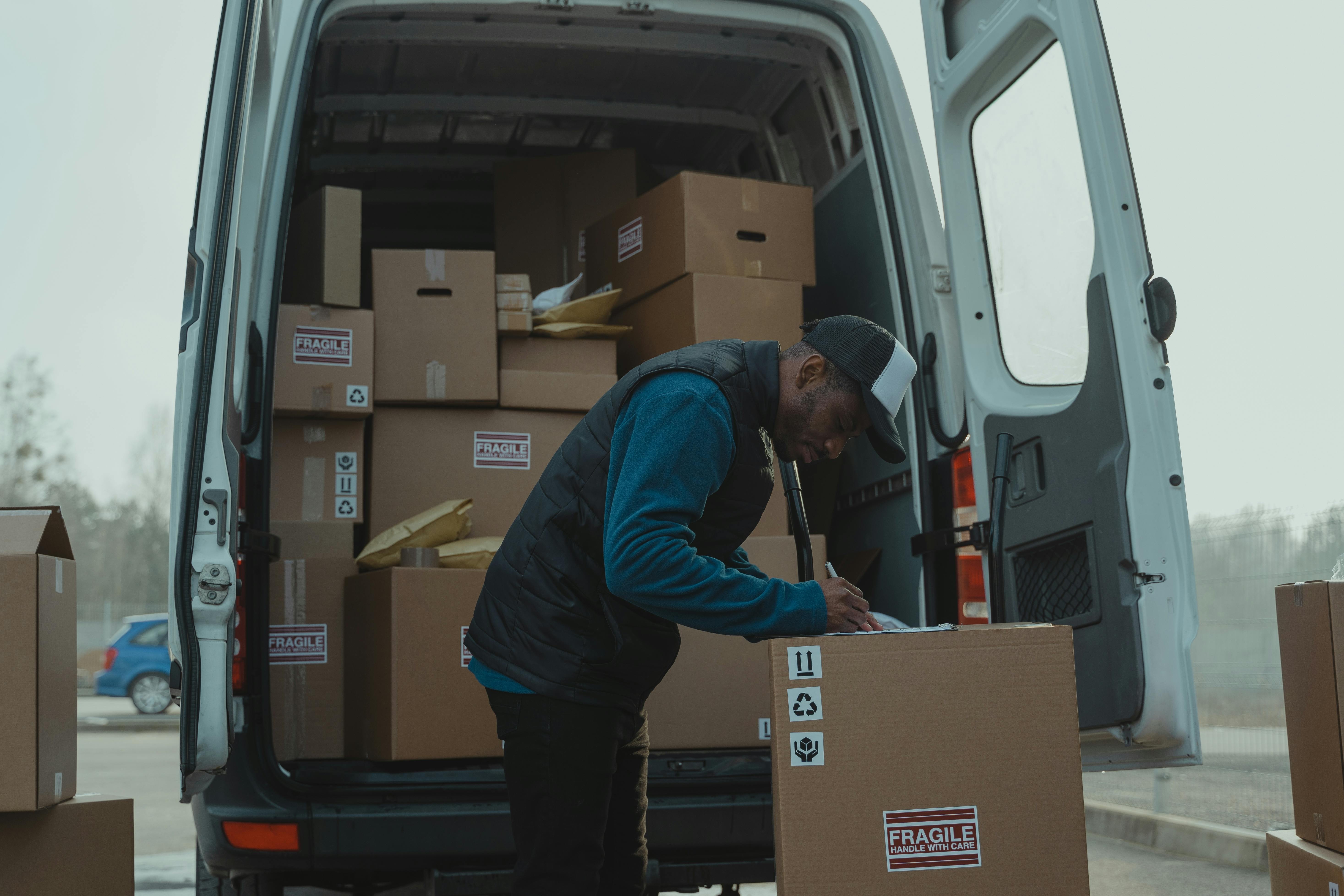 Varebiltransport og levering av større varer